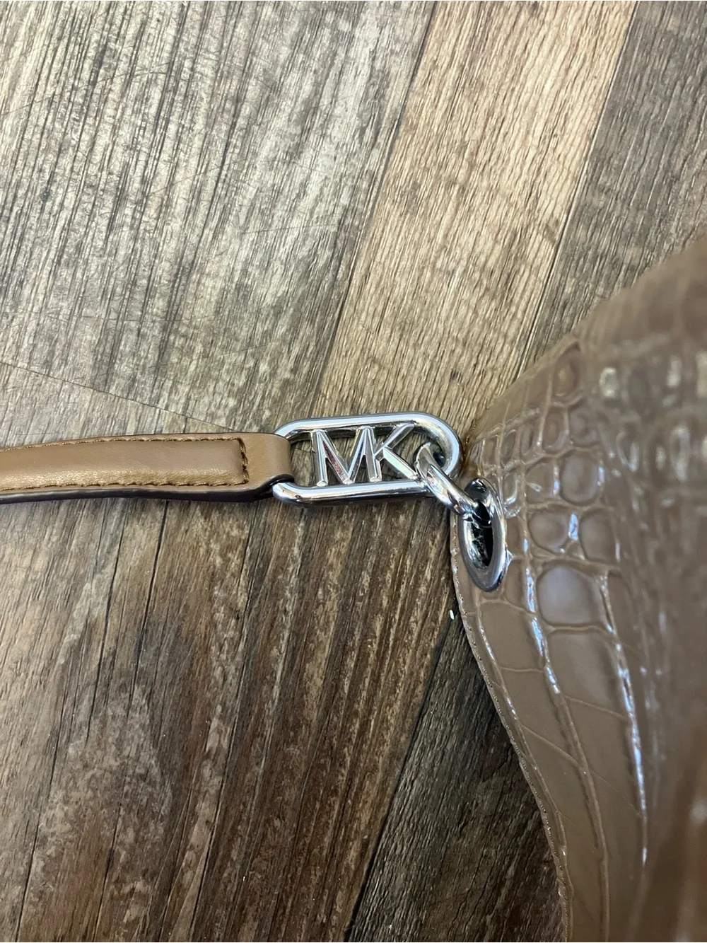 NWT MICHAEL Michael Kors Tan Kensington Large Croc-Embossed Leather Bag Purse